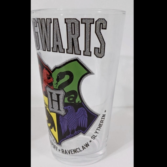 Harry Potter Hogwarts 16 OZ. Glass Pint , Harry Potter Glass Cup, Glass Tumbler - Picture 4 of 6